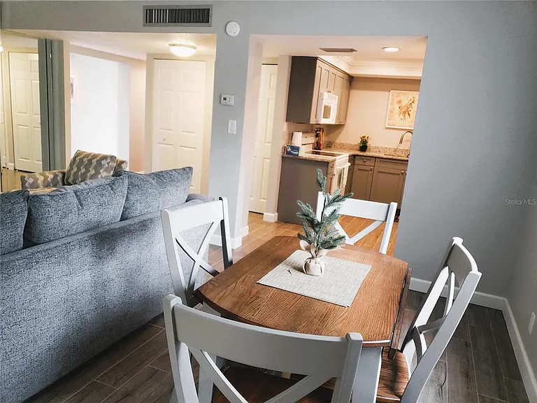 1301 Gulf Blvd #101 — Photo 15