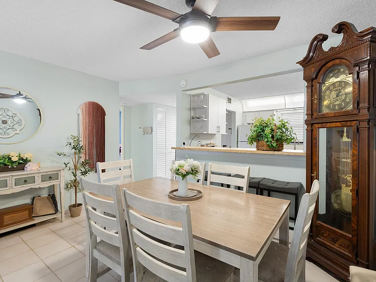 1270 SE Parkview Pl #B5 — Photo 16