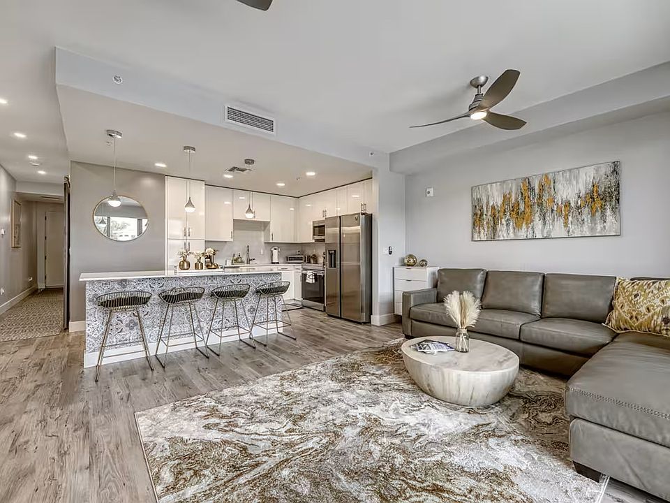 1st image of 1709 Tamiami Trl #220A
