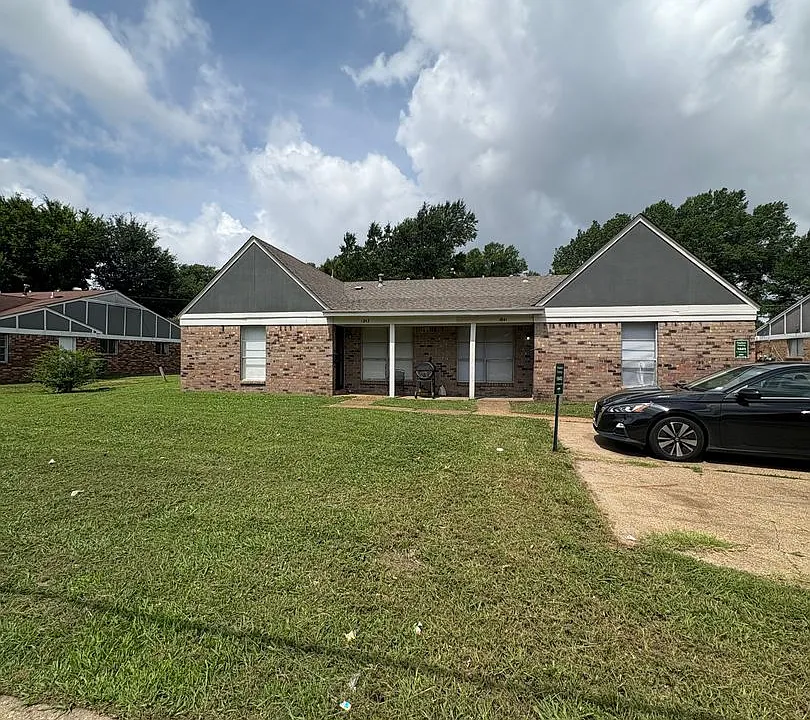 1841 S Perkins Rd