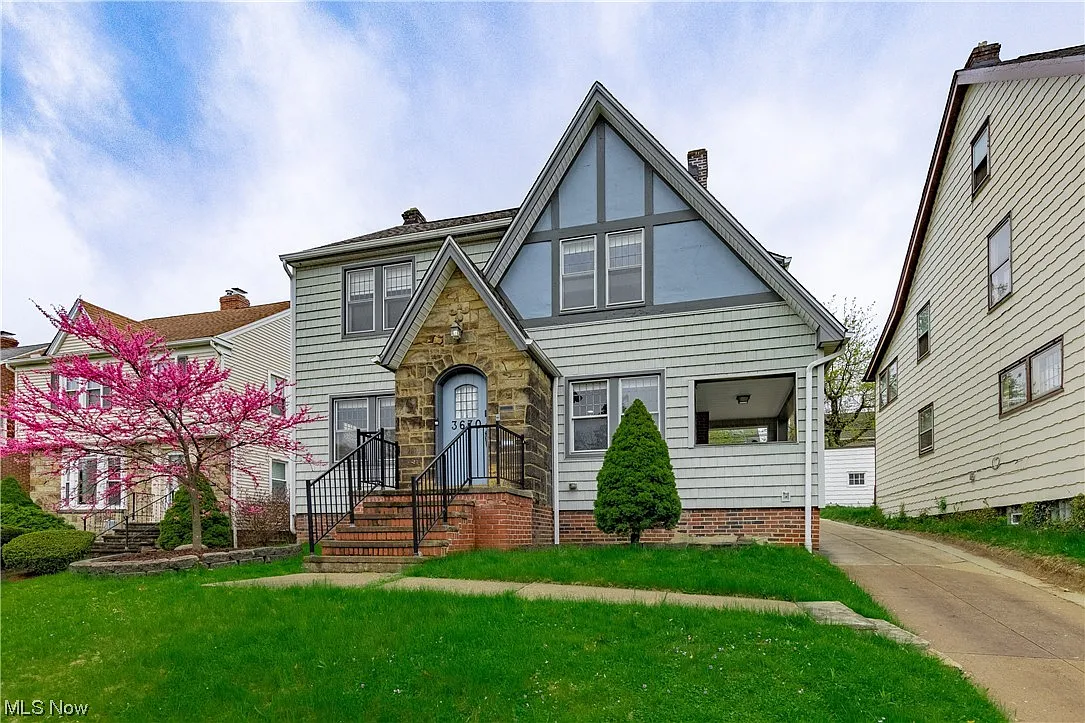 3670 Washington Blvd photo 1