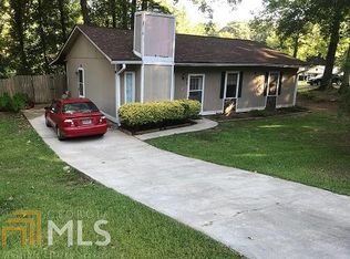 101 Julie Ln, Stockbridge, GA