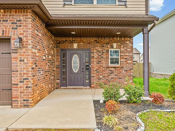 3rd image of 1370 Millet Dr