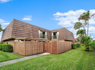 5936 NW 54th Ln, Tamarac, FL 33319