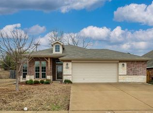 2201 Halladay Trl, Fort Worth, TX 76108