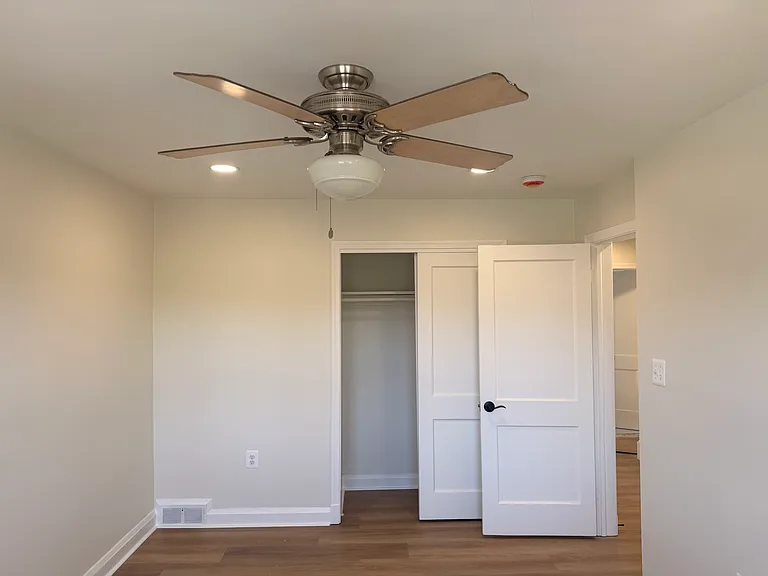 1078 Downton Rd — Photo 12
