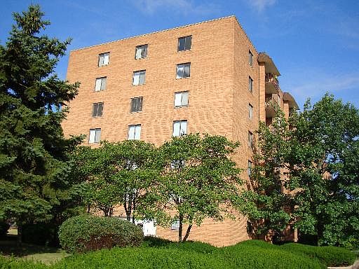 1st image of 1717 Crystal Ln Unit 311