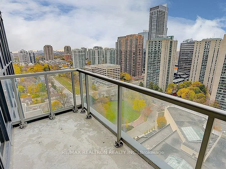 88 Sheppard Ave E #2405 — Photo 30