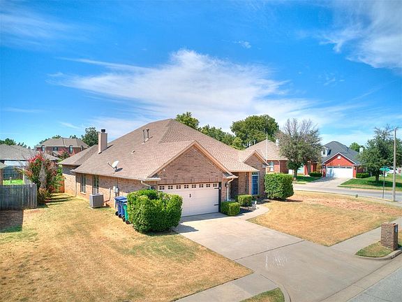 2nd image of 12401 Village Ln