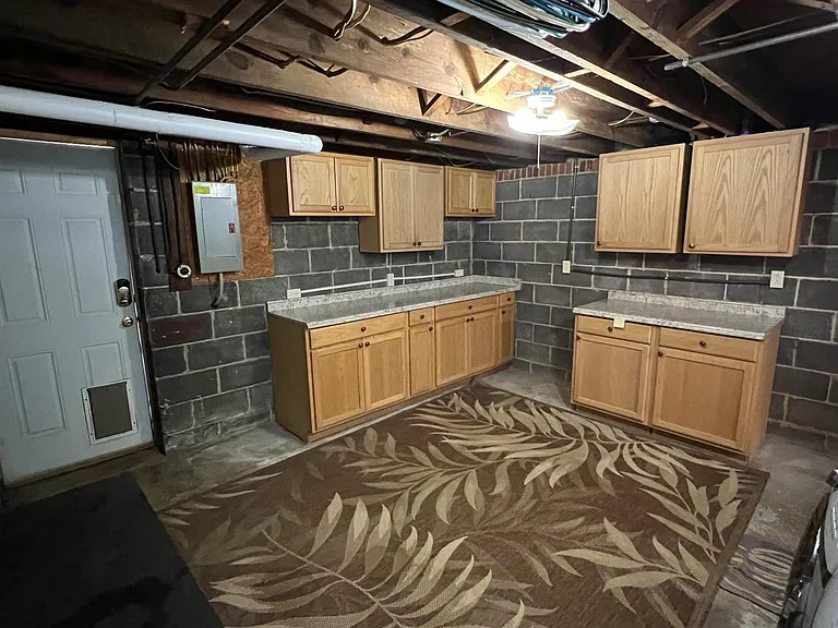 845 Frederick St — Photo 15