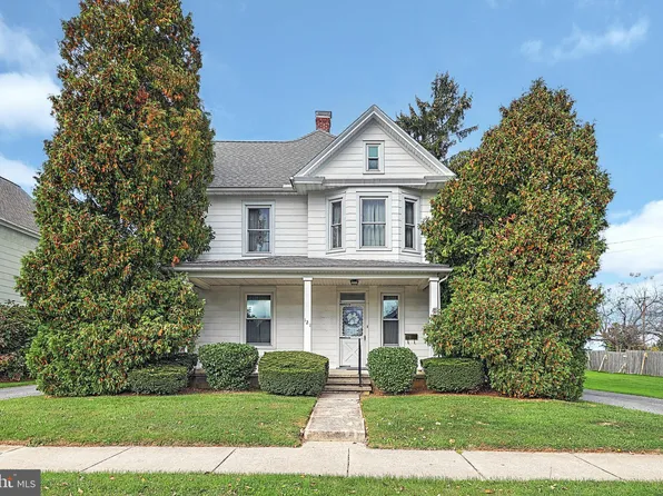 121 W Forrest Ave, Shrewsbury, PA 17361