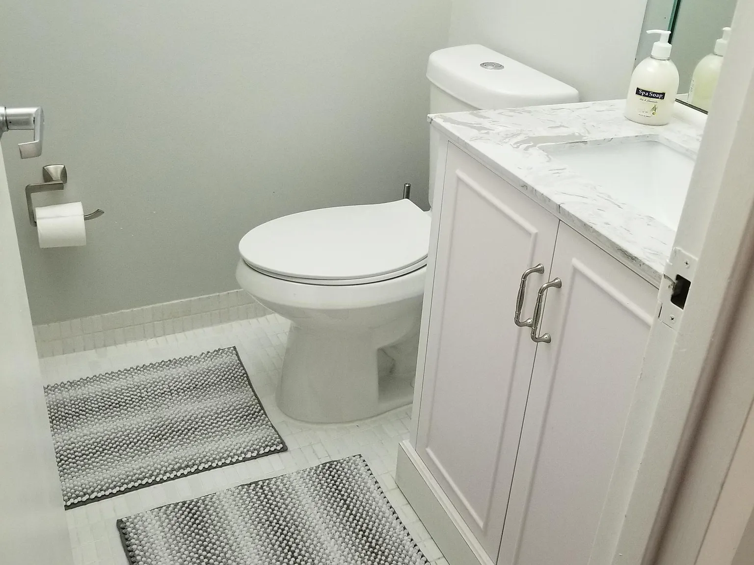 1 bed, 1.5 bath, 690 sqft, $1,890 — Photo 3