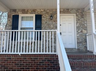 2723 Vestal St, Greensboro, NC 27406