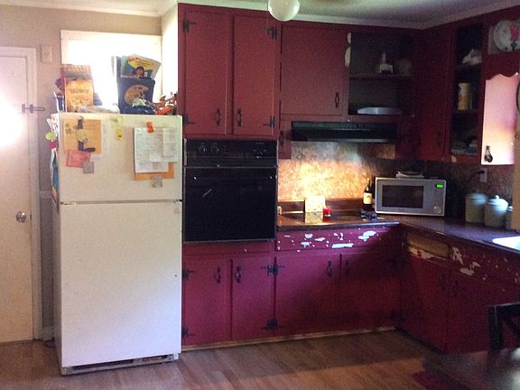 5th image of 140 Burton Hills Cir
