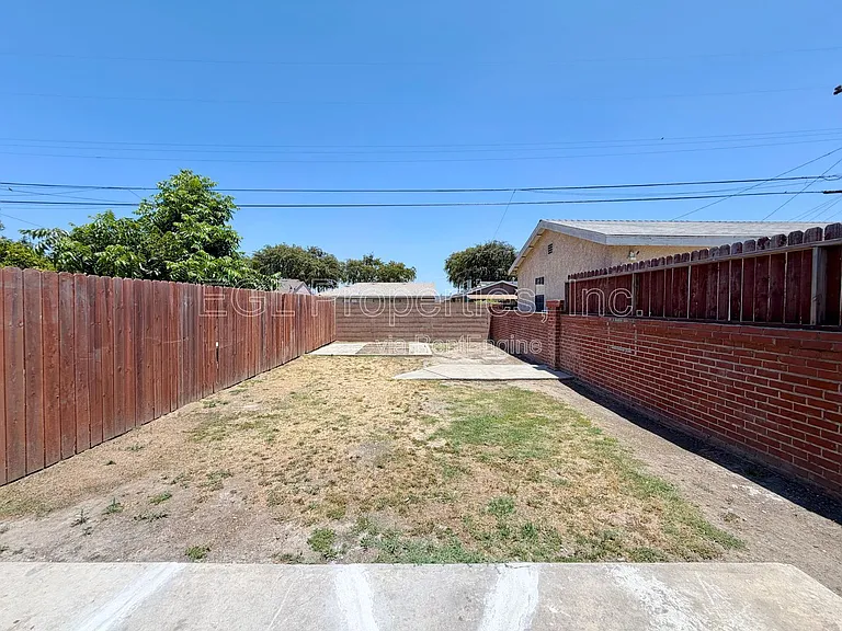 13226 Stanford Ave — Photo 11
