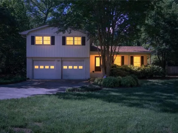 4818 Tilly Mill Rd, Dunwoody, GA 30360