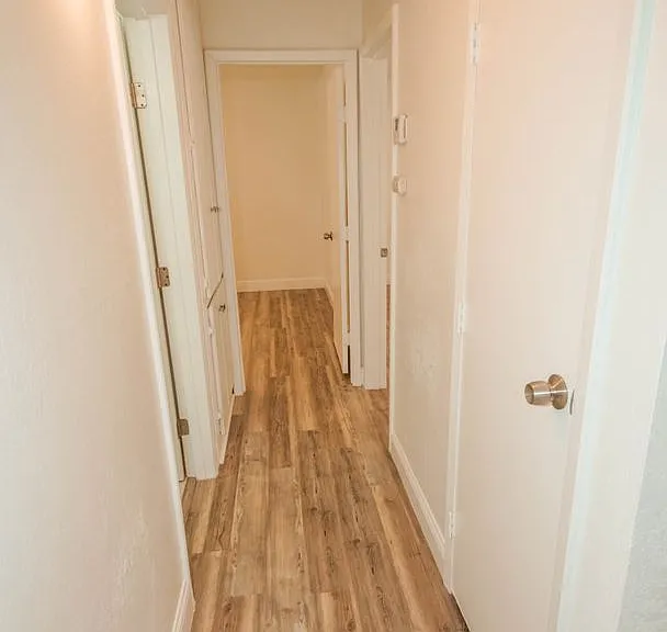 904 Valhalla Dr — Photo 11