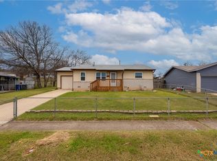 2122 Circle Dr, Copperas Cove, TX 76522