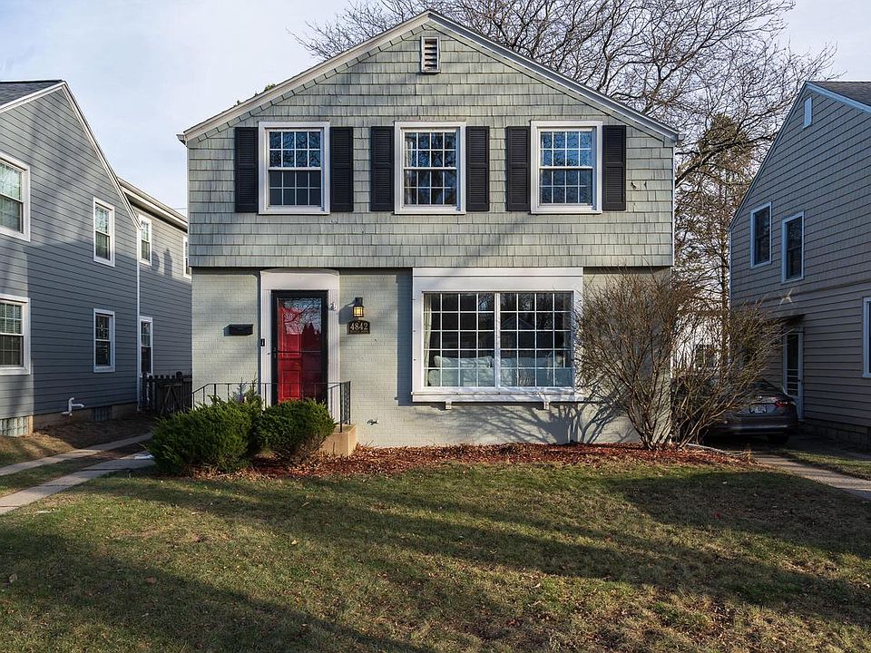 1st image of 4842 North Idlewild AVENUE