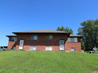 5901 Pflumm Rd, Shawnee, KS 66216