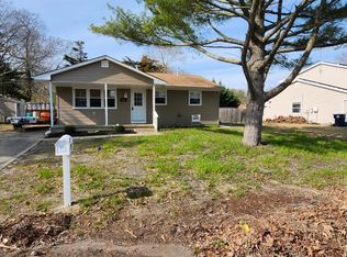 204 Lake Winnepesaukee Dr, Little Egg Harbor Township, NJ 08087