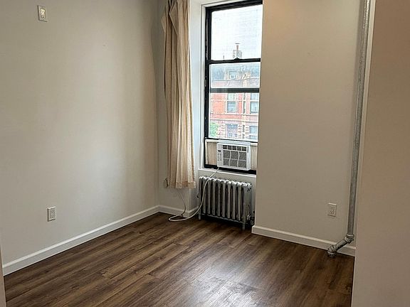 5th image of 136 Decatur St Unit 1