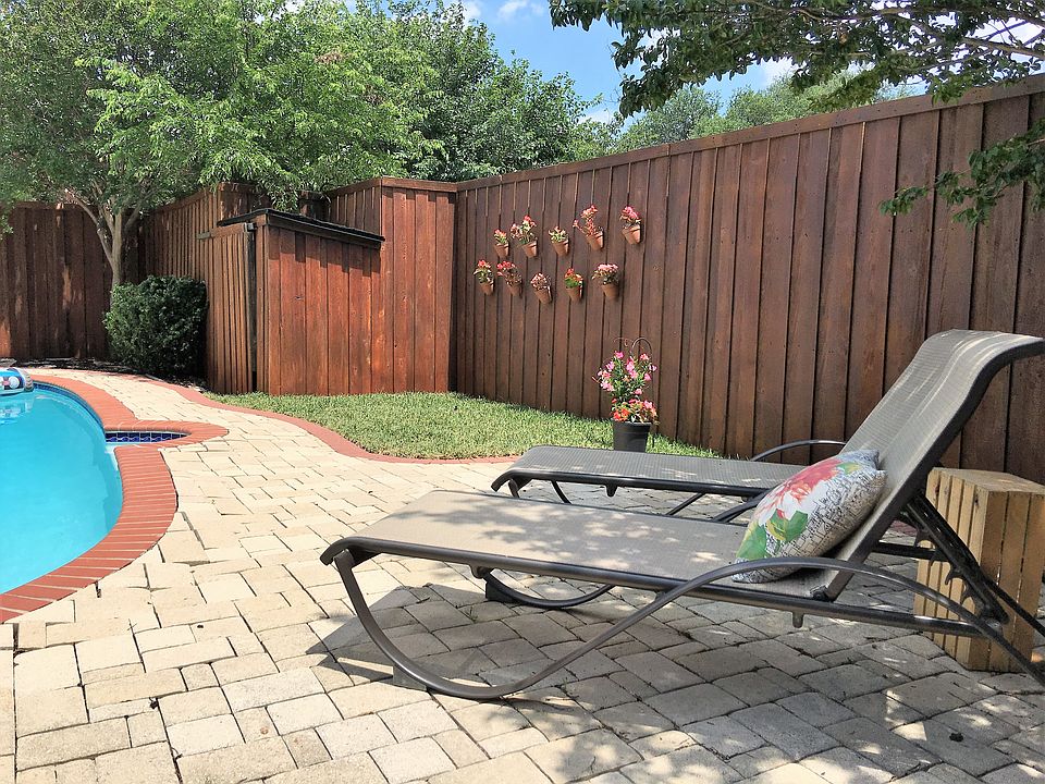 1st image of 2816 Hunters Creek Dr