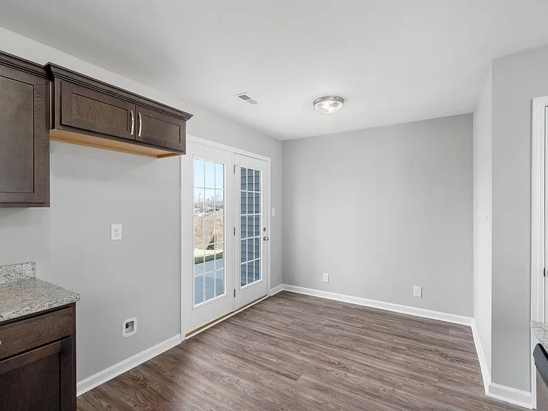 645 Stowe Ct #K — Photo 21