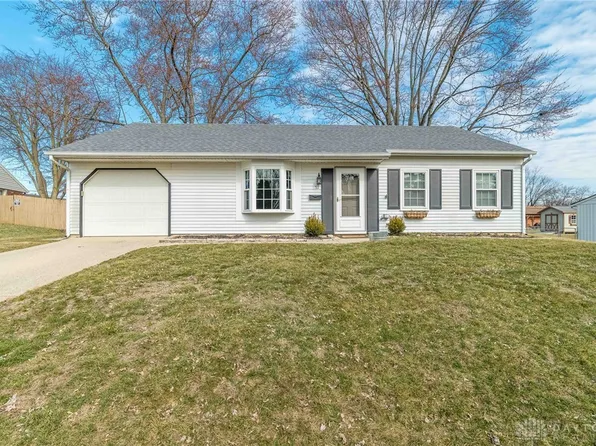 511 Rohr Ln, Englewood, OH 45322