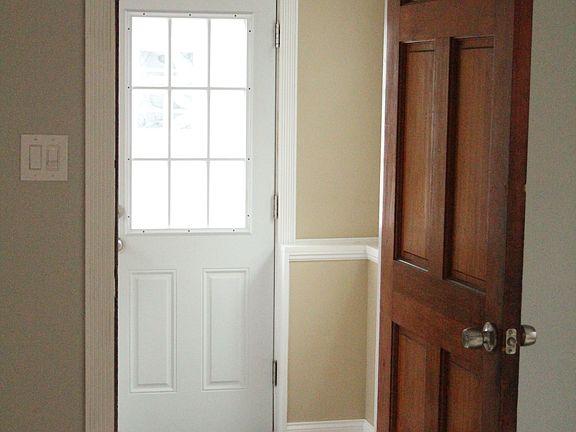 4th image of 3524-3526 Smith Dr
