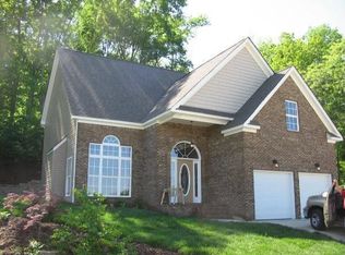 2216 Red Tail Ln, Chattanooga, TN 37421
