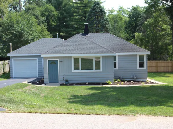 N3236 Vine ROAD, Lake Geneva, WI 53147