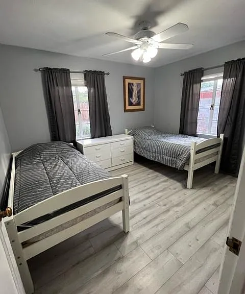 3026 E Loretta Dr — Photo 8