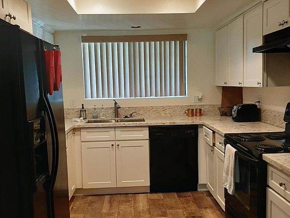 3rd image of 505 S Farrell Dr Unit E29