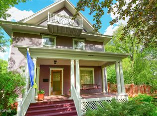 729 Belmont Rd, Grand Forks, ND 58201