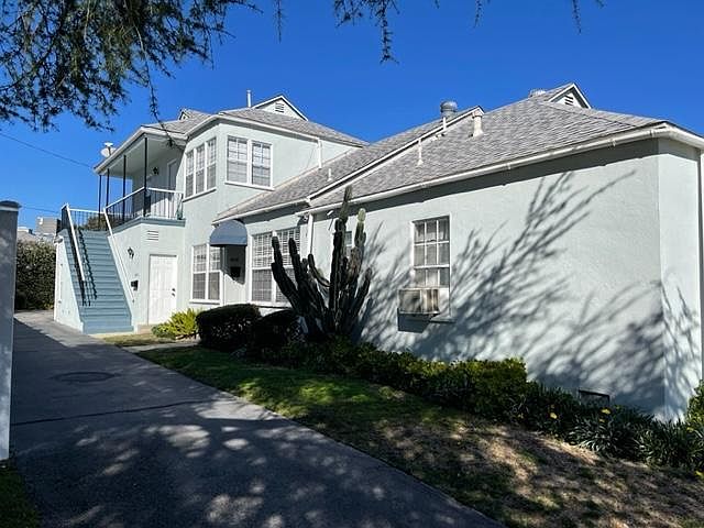 1st image of 10117 Camarillo St