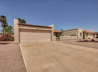 26418 S Hogan Dr, Sun Lakes, AZ 85248