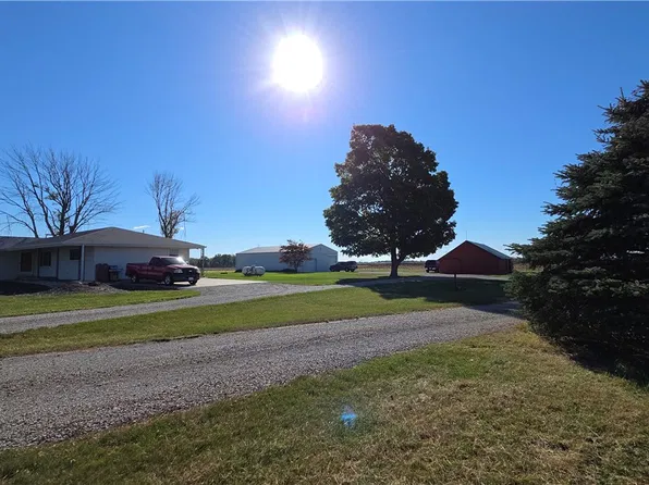 10356 E County Road 300n Rd, Lerna, IL 62440