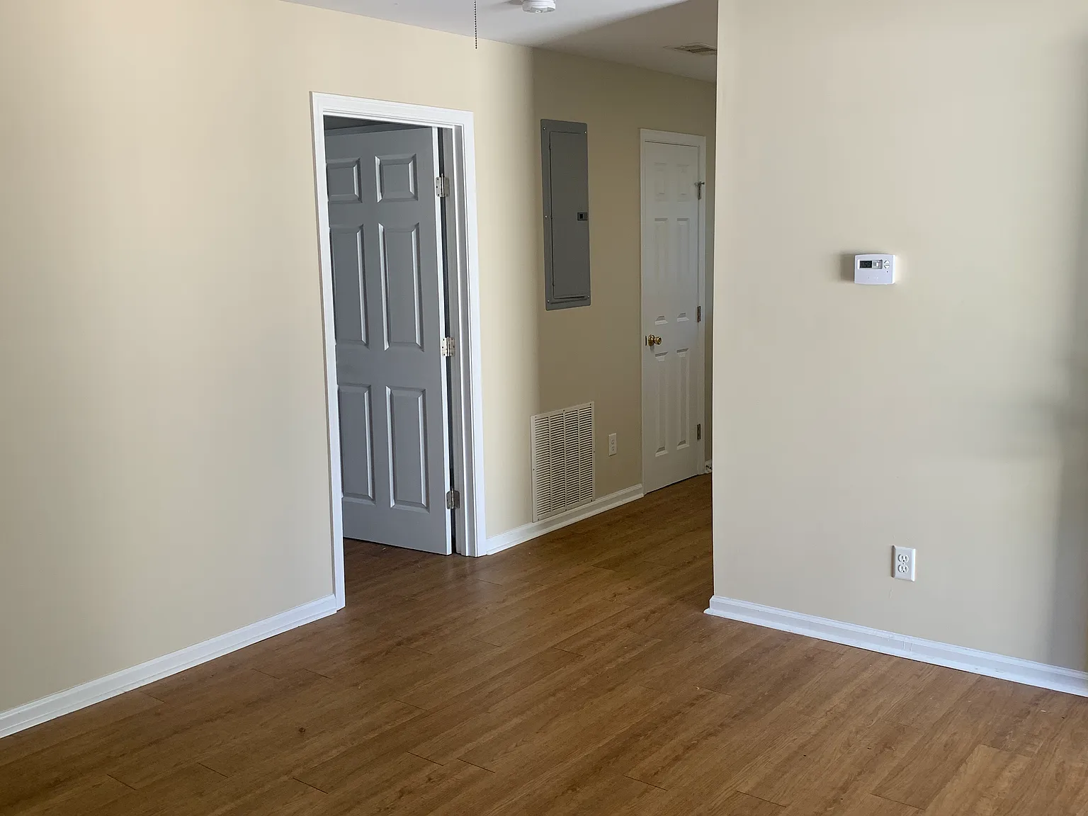 1 bed, 600 sqft, $750 — Photo 4