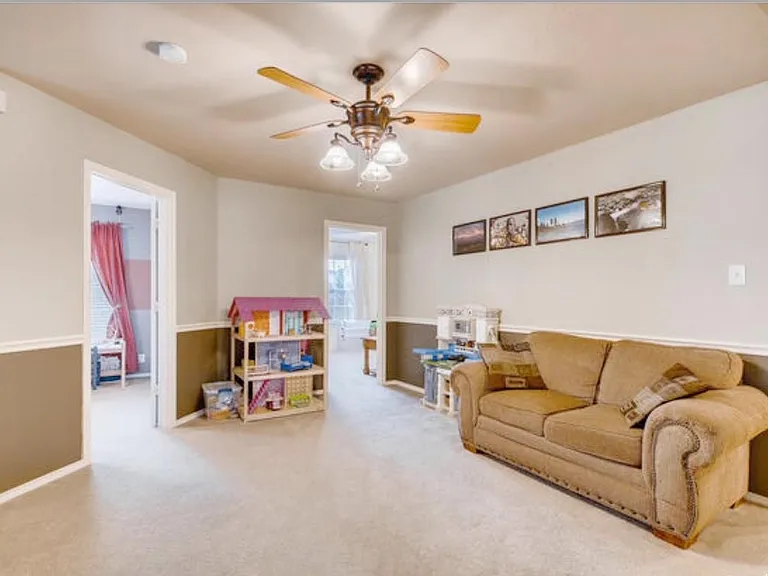 5826 Armstrong Wl — Photo 12