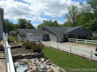 114 E Wilcox St, Springfield, IL 62707