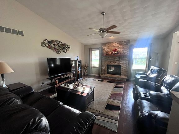 5th image of 4725 Chandan Woods Dr