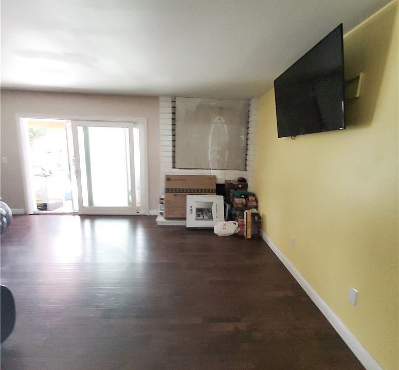 1st image of 1870 N Magnolia Ave