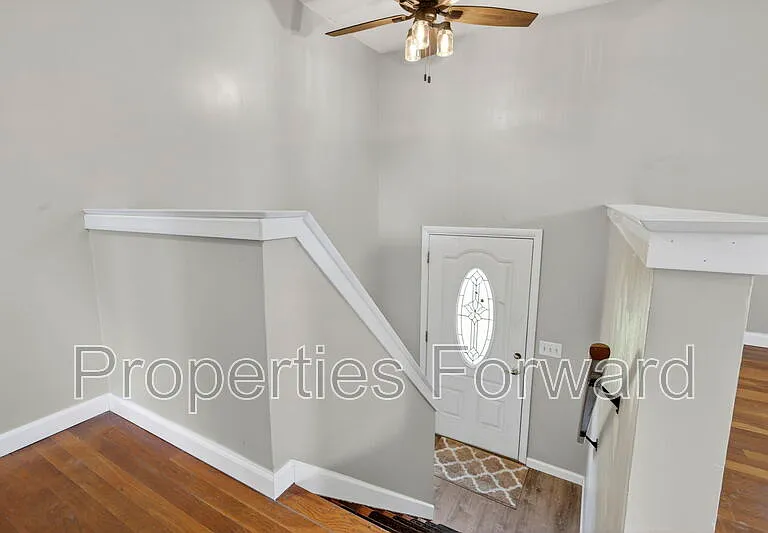 873 Allison Dr — Photo 4