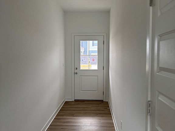4th image of 18612 Walsh Way