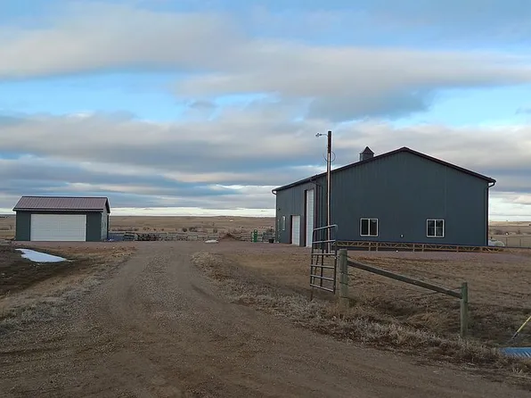 15866 229th St, New Underwood, SD 57761