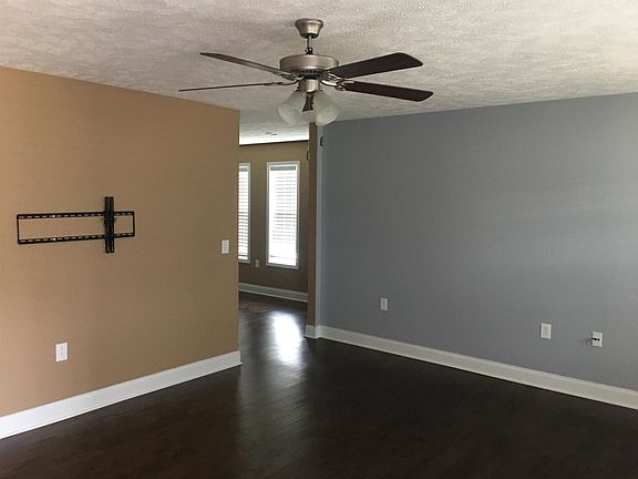 2nd image of 310 Paige Ave.