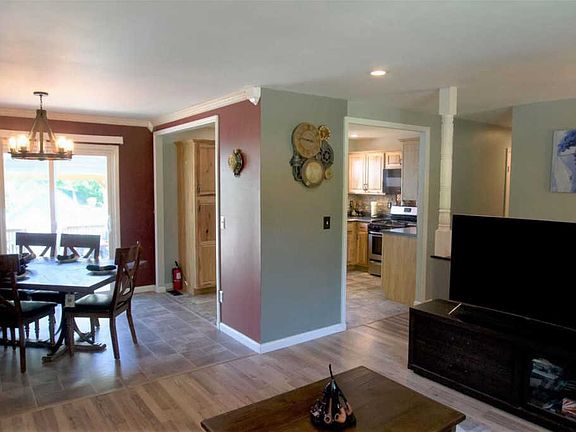 3rd image of 3954 Havercliff Ln