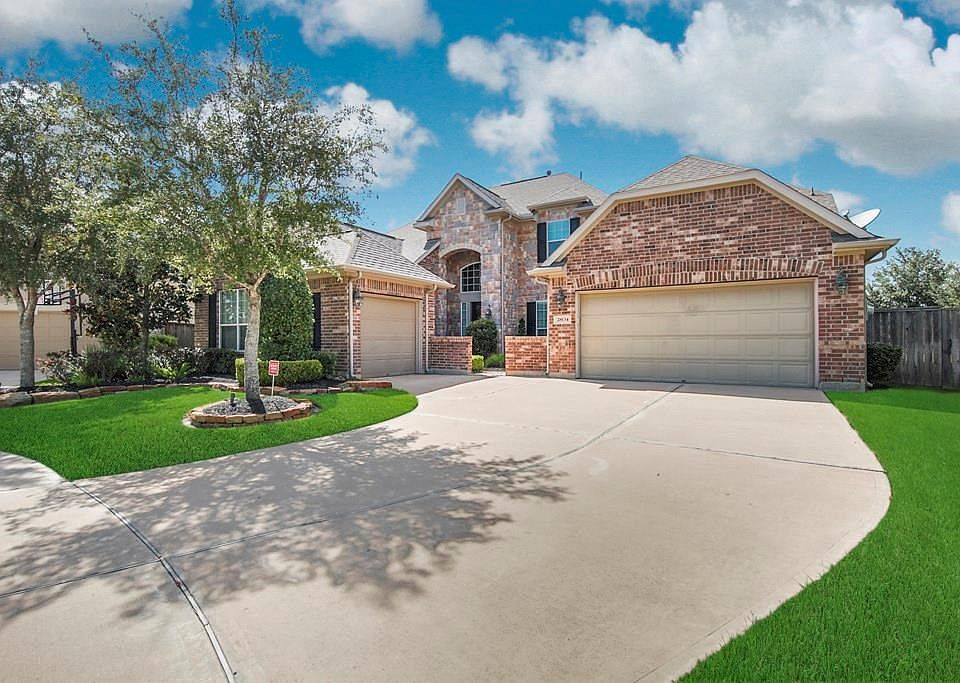 1st image of 28134 Yellow Cornerstone Dr