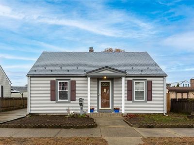 66 State St, Pawtucket, RI, 02861